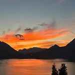 Апартаменты Sunset House Air Con Large Balcony, Unbeatable View And Peace