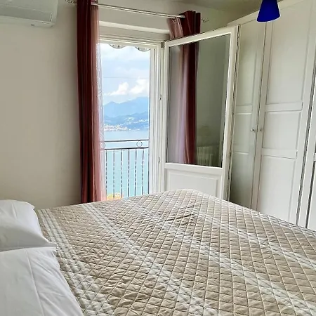 Διαμέρισμα Sunset House Air Con Large Balcony, Unbeatable View And Peace Perledo